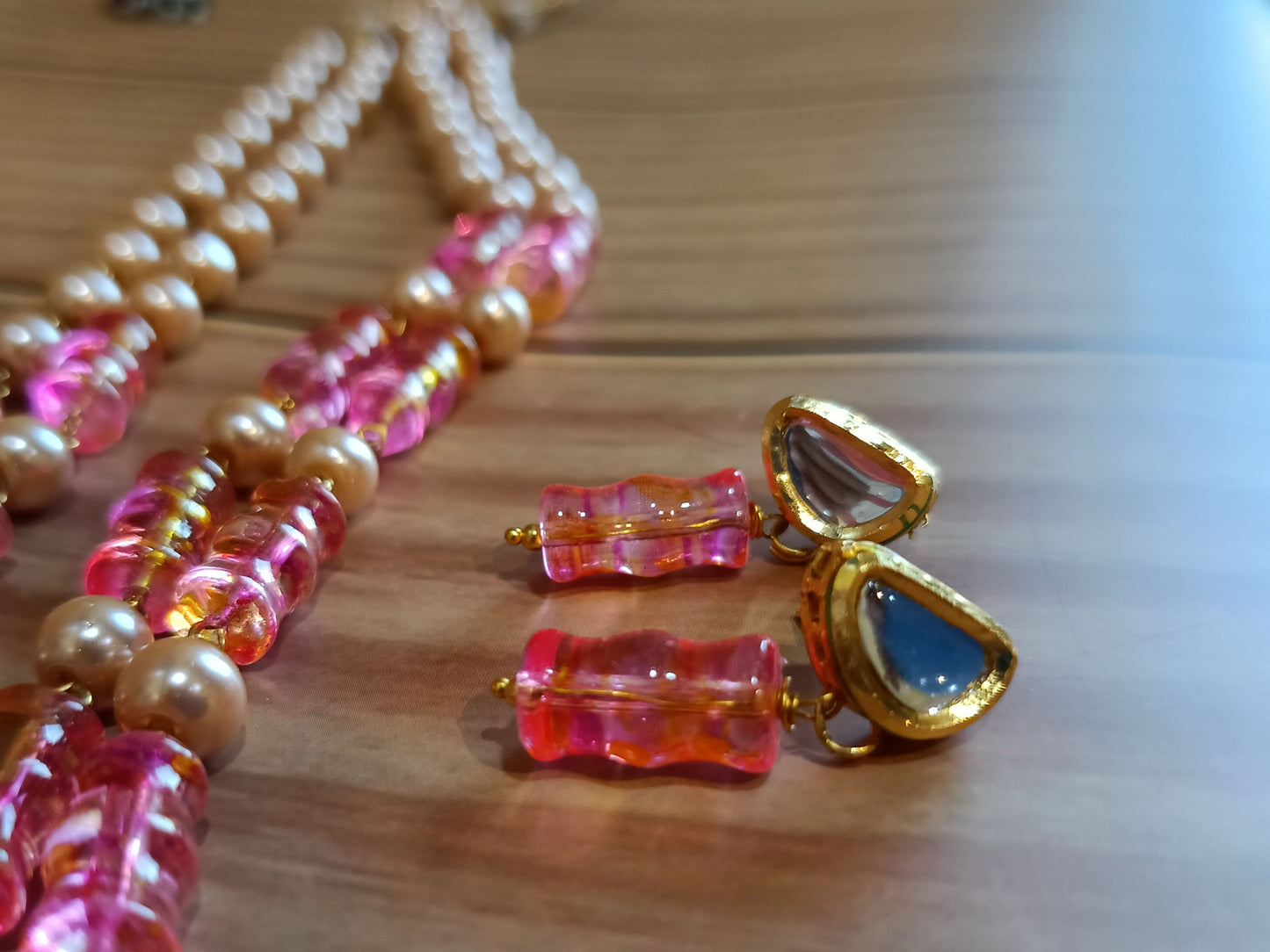 A3-Golden Gleam: Layered Lampwork Glass Bead Necklace Set