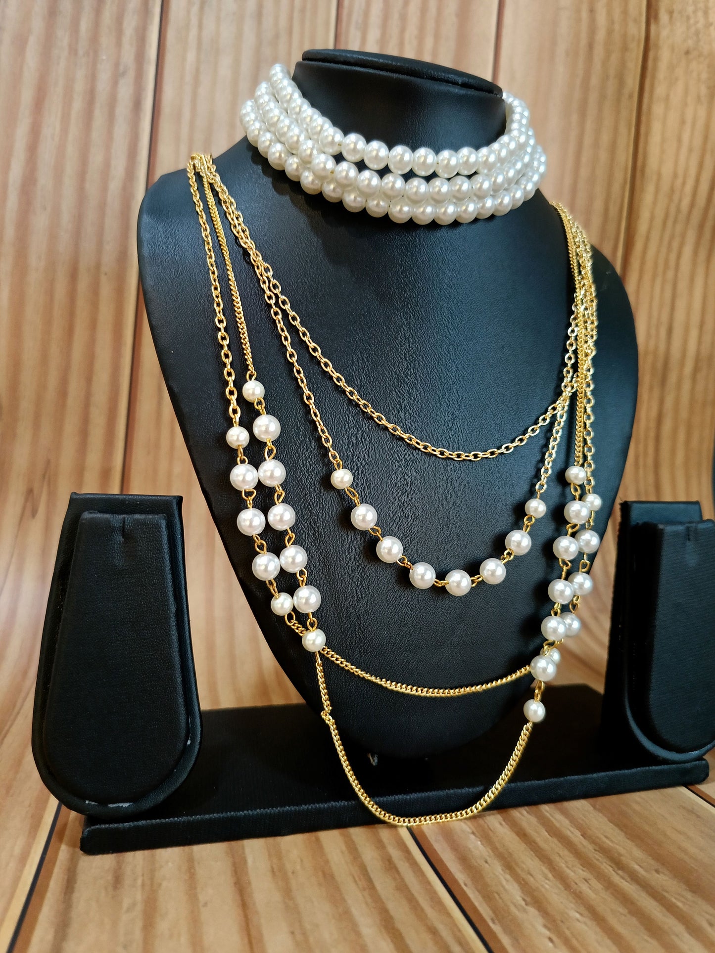 A4-Pearl Prism-Choker and Strand Necklace Duo