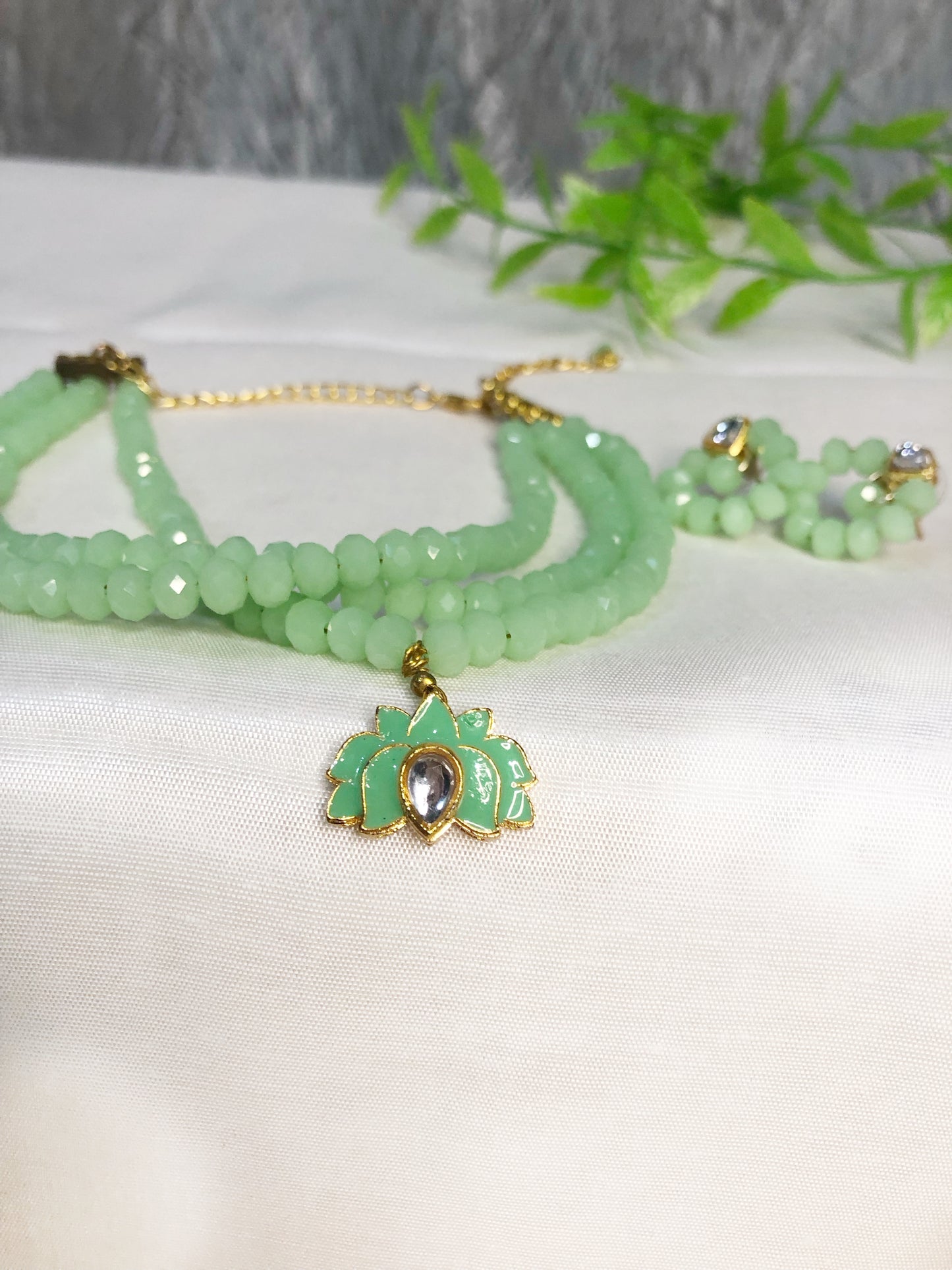 Delicate Mint Green Glass Bead Choker with Lotus Pendant and Round Earrings