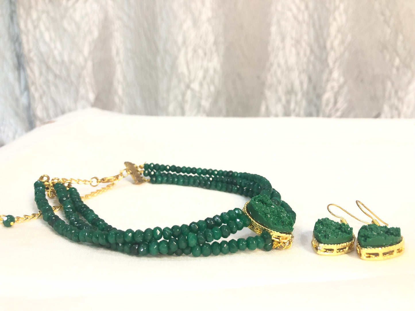 Green Onyx Beaded Choker with Layered Strands and Matching Drop Earrings